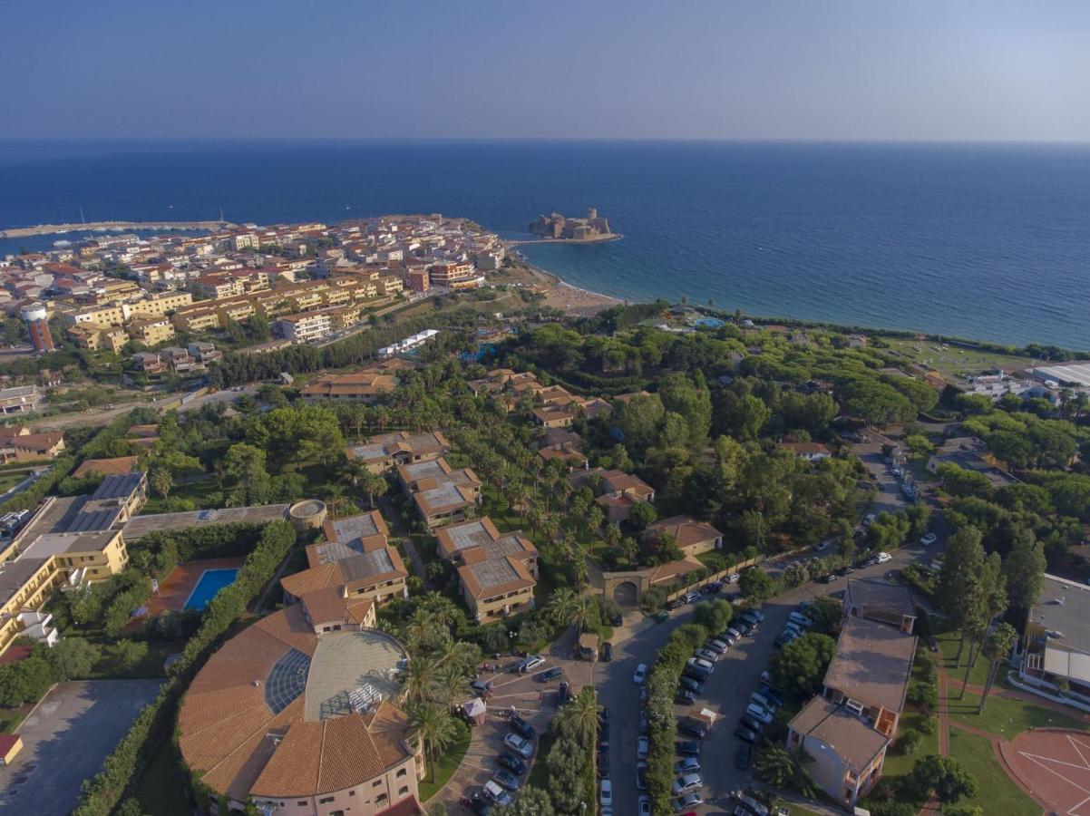 Th Le Castella - Baia Degli Dei Village Bagian luar foto